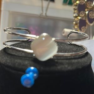 Paparazzi #901 moonstone bracelet